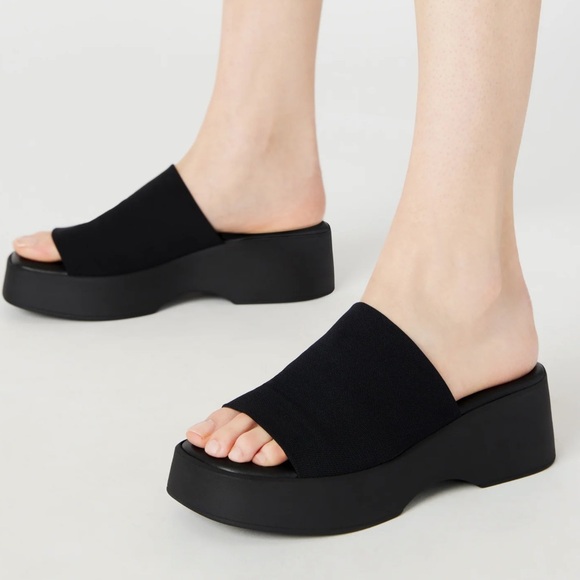 Steve Madden Slinky30 Black Platform Sandal Wedge Heels Y2K 2000s - Picture 2 of 8